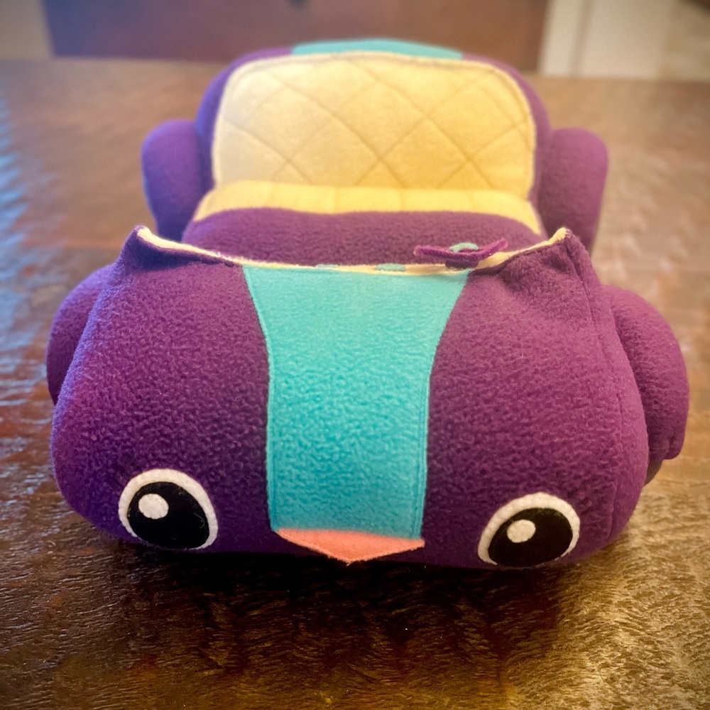 EUC Carlita Stuffy Pillow (Gabby’s Dollhouse) 15”x11”